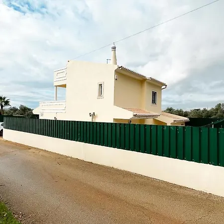 Pedro By Sunny Deluxe Ferienhaus *